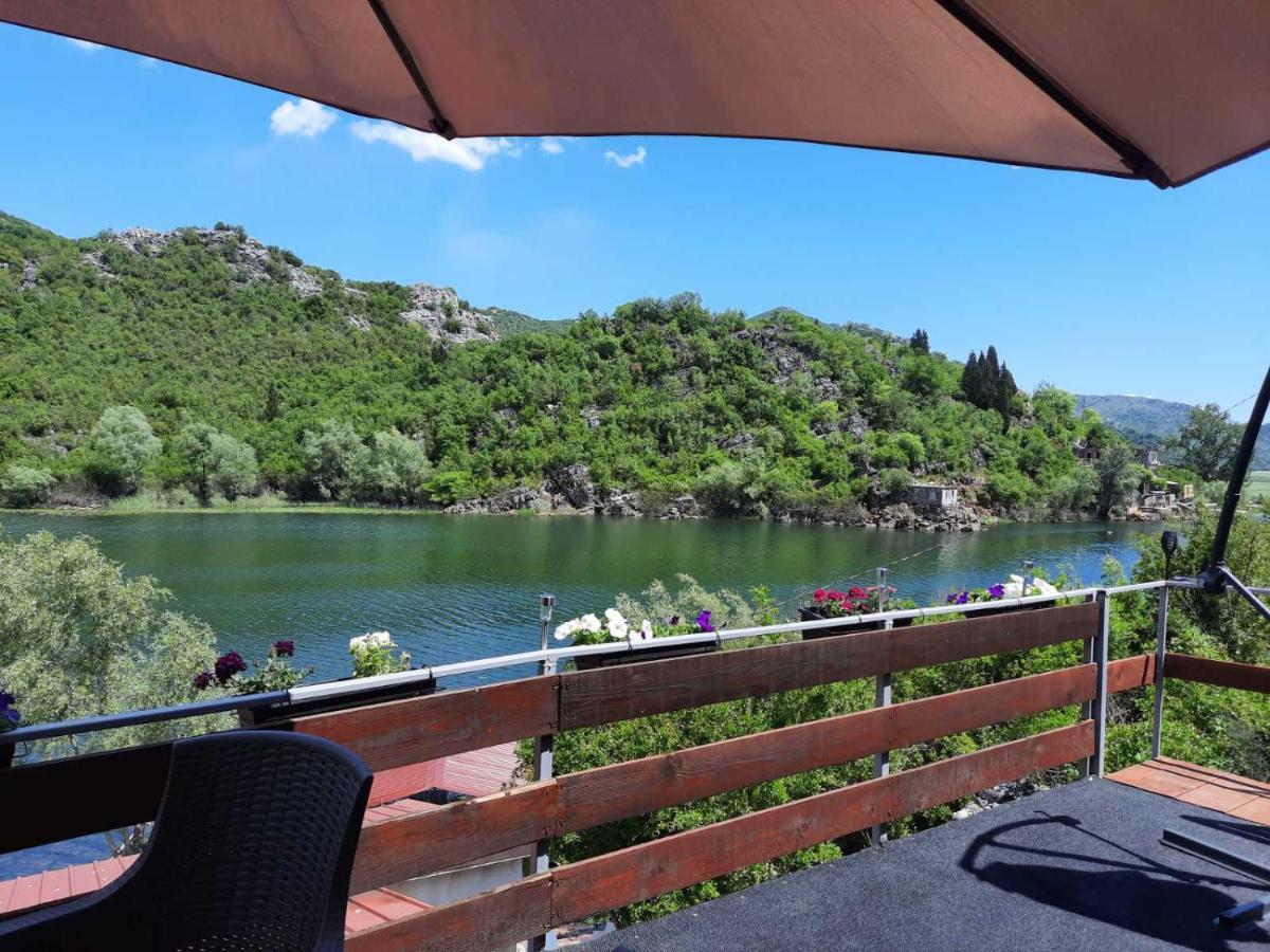 Mali Raj Apartmani Cetinje Eksteriør billede