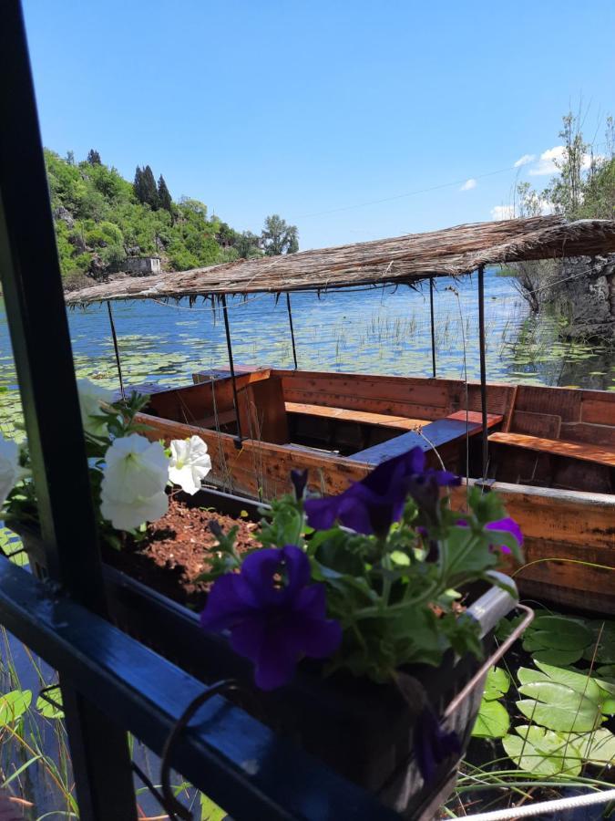 Mali Raj Apartmani Cetinje Eksteriør billede