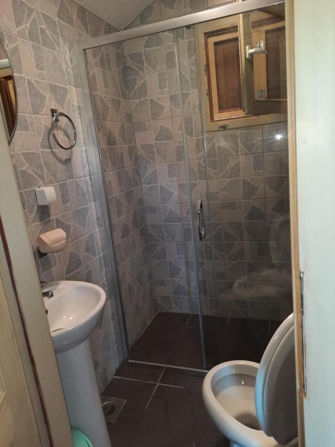 Mali Raj Apartmani Cetinje Eksteriør billede