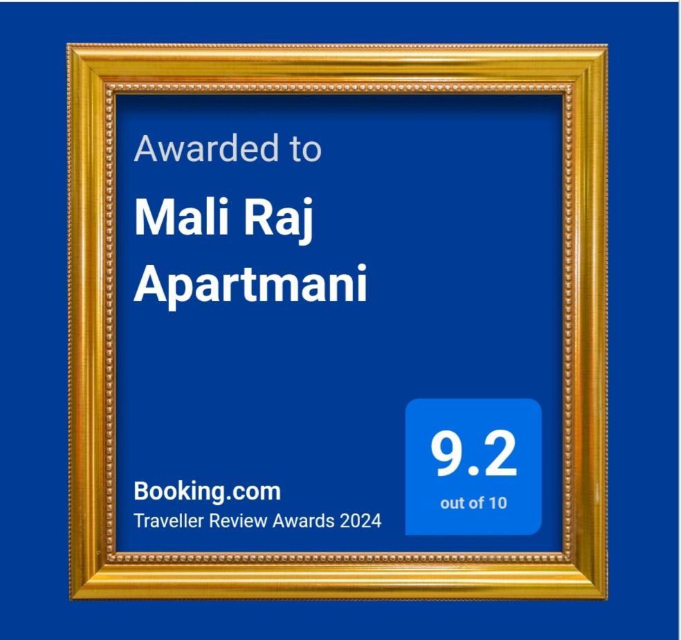 Mali Raj Apartmani Cetinje Eksteriør billede